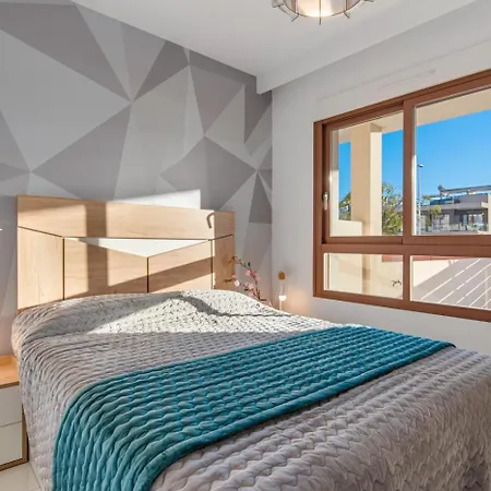 Daire Michael Torre de la Horadada